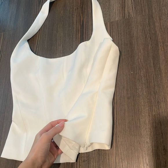 Zara White Fitted Halter Top - Picture 2 of 4